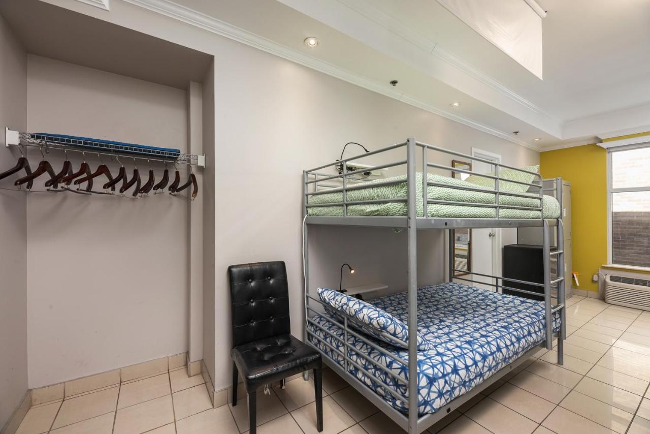 Samesun Montreal Hotel & Hostel Exterior photo