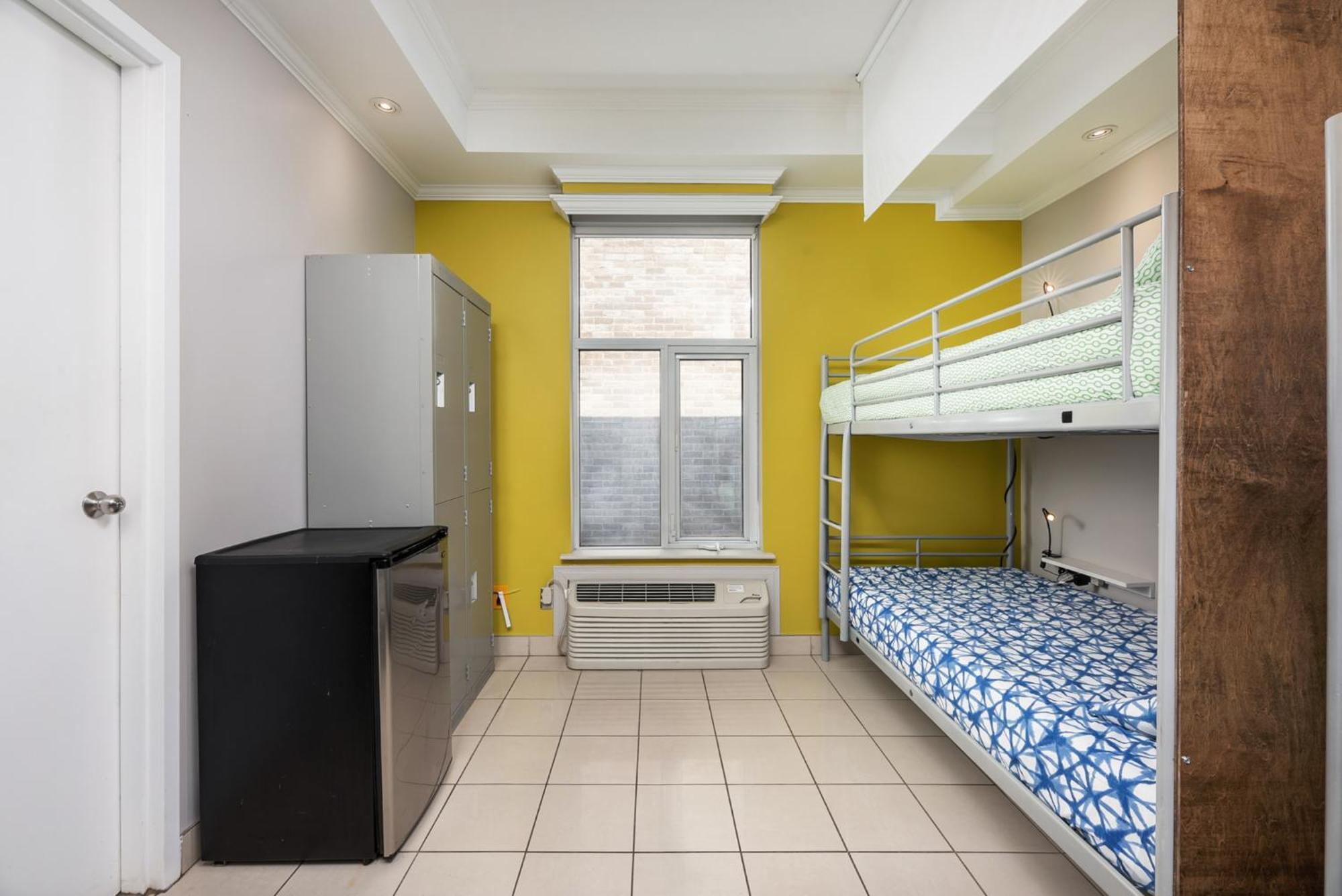 Samesun Montreal Hotel & Hostel Exterior photo